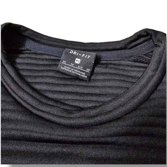 NIKE DRIFIT SWEATER - Picture 5 of 6